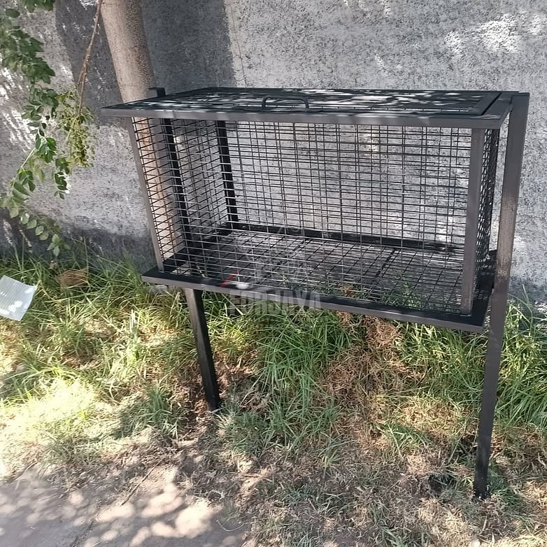 Canastiilo con malla para exterior.jpg